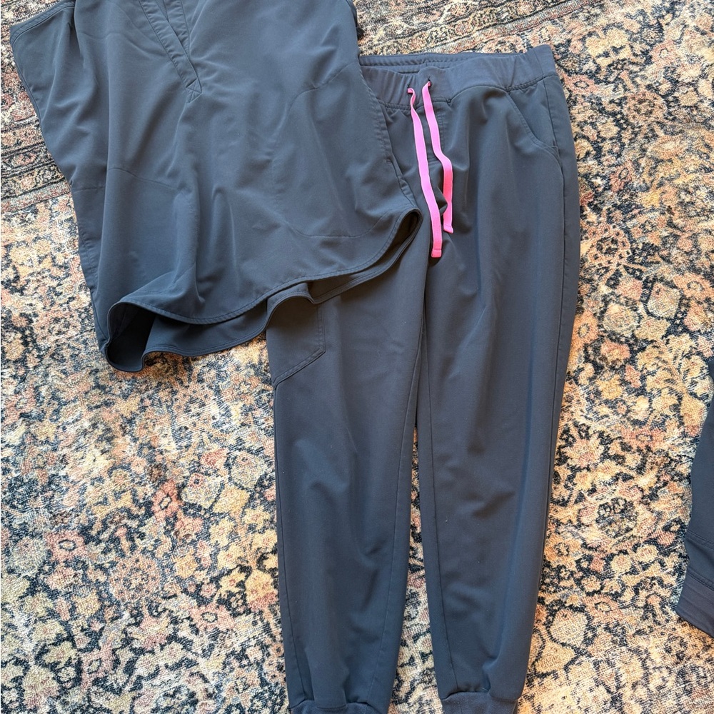 Grey Figs Scrub Set with Pink Drawstring